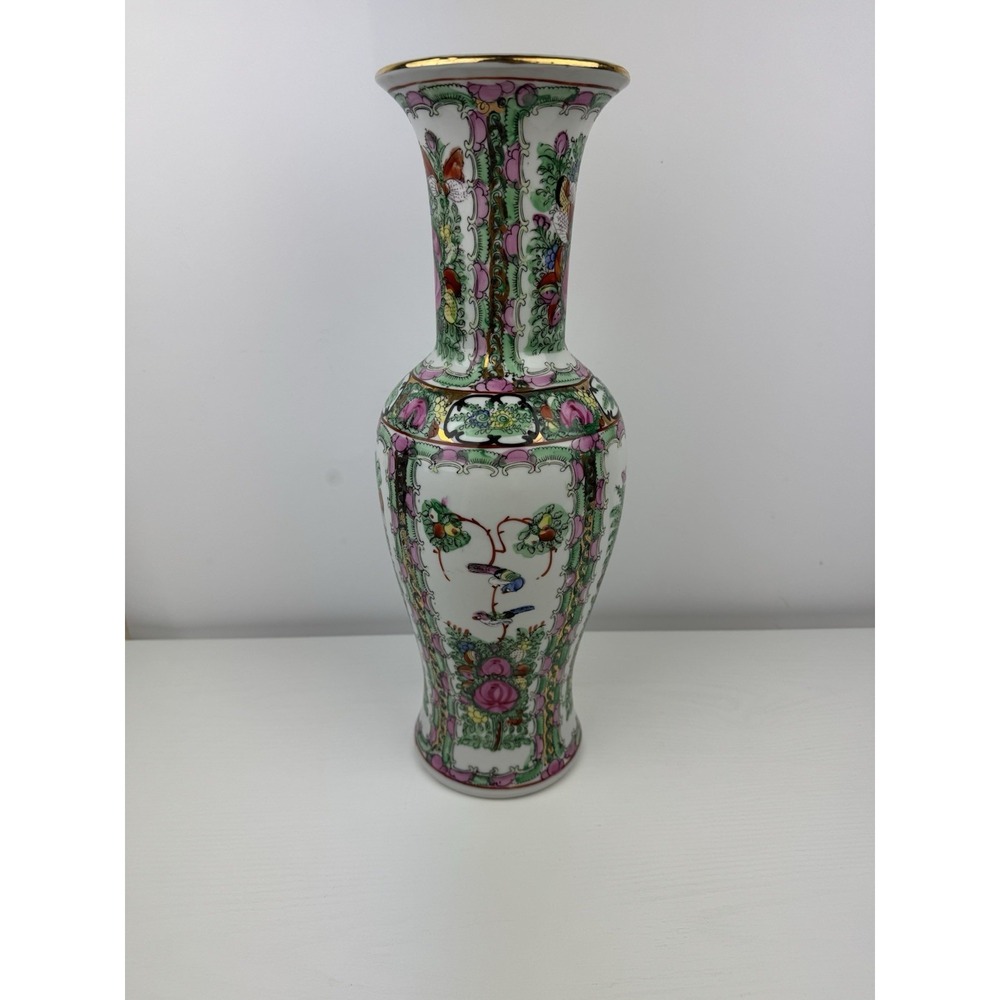 VTG Antique Chinese Famille Rose Hand Painted Porcelain Vase Decor Lamp READ